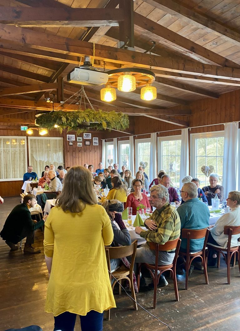 Grünen Kohlwanderung am Grünen Band: Vernetzung und politische Impulse in historischer Landschaft